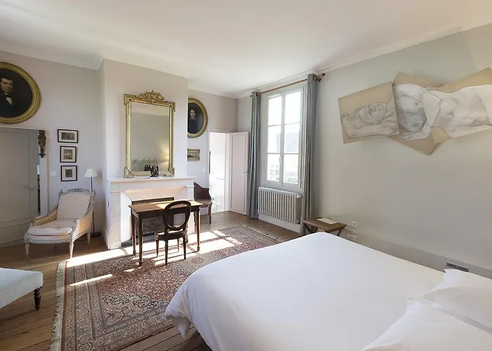 Les Chambres De L'abbaye Bed & Breakfast *